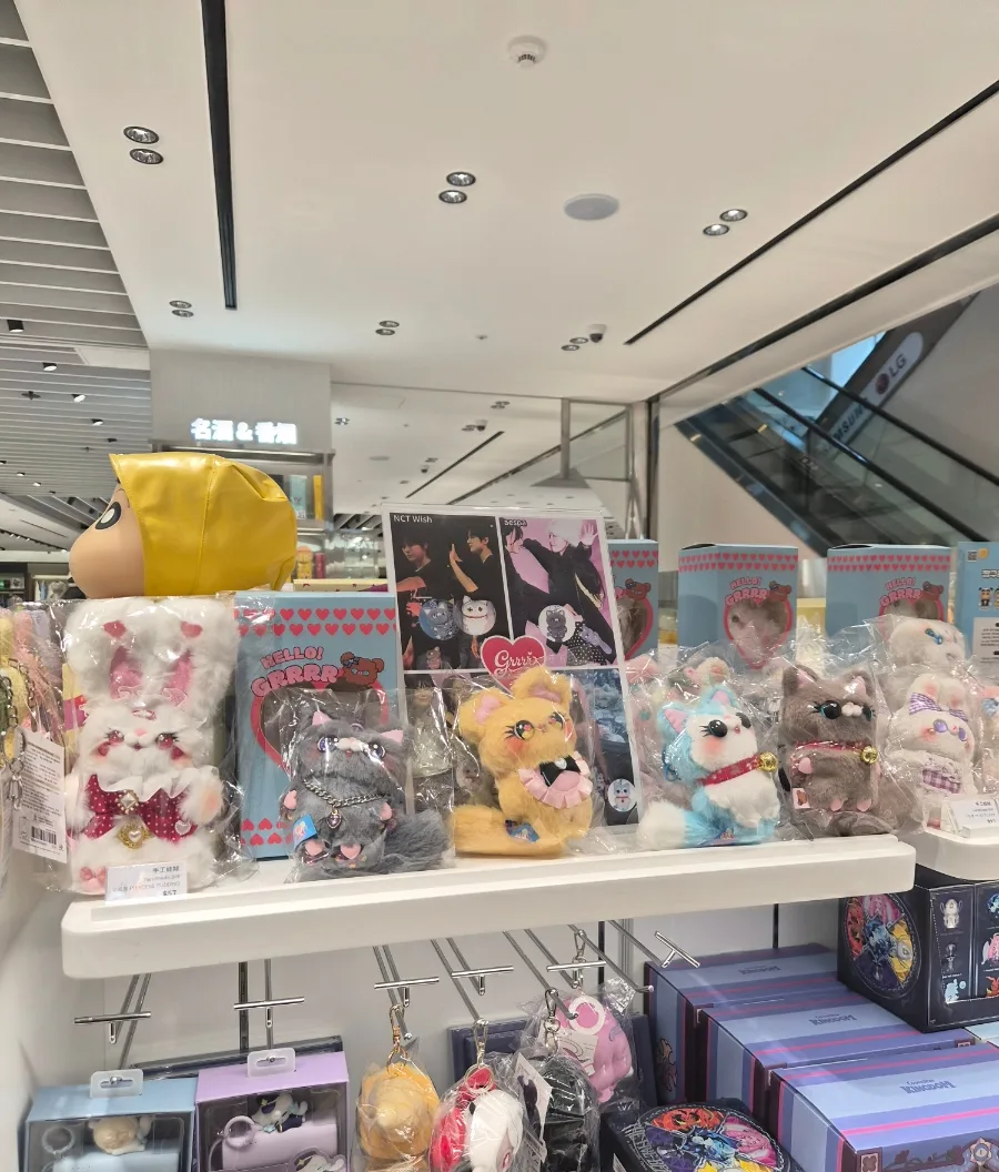 新世界免税店 明洞店 — キャラクターのぬいぐるみ売り場