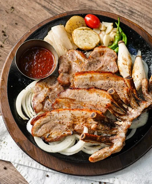 豚肉の盛り合わせ焼き（280g）