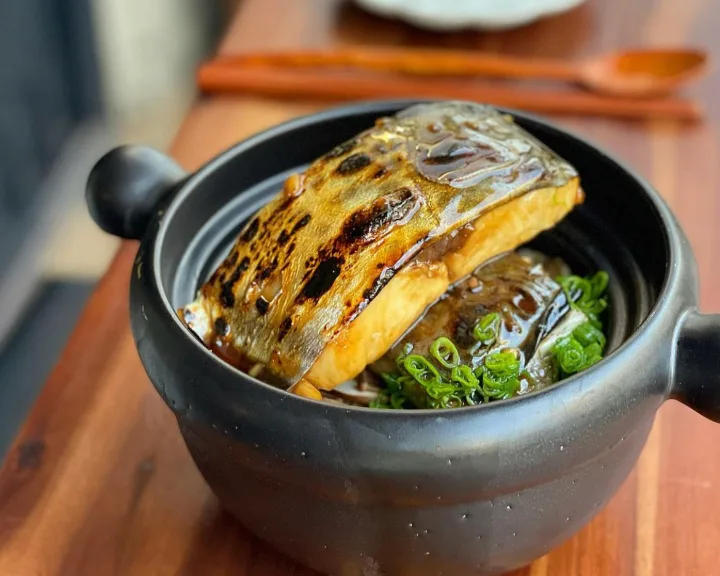 記憶の釜飯またはうなぎの釜飯