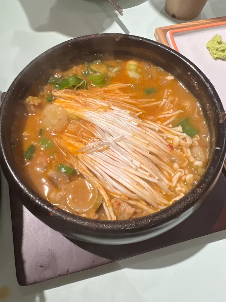 牛バラ肉入りテンジャンチゲ