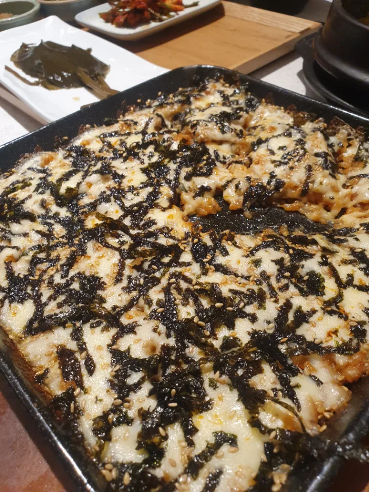 とびっこ入り鉄板チャーハン（2人前）