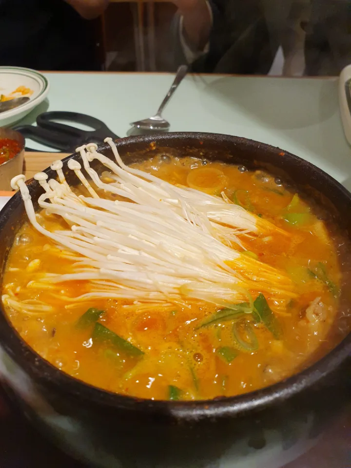 牛バラ肉入りテンジャンスルパプ
