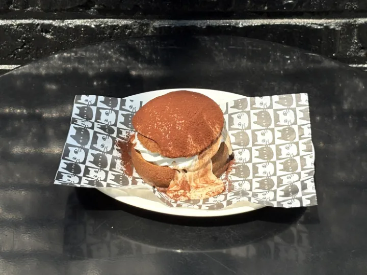 アーモンドモカ・アイスクリームサンド
