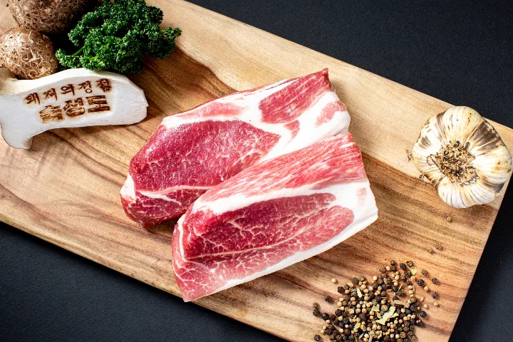 720交差熟成黒豚（前脚肉・200g）