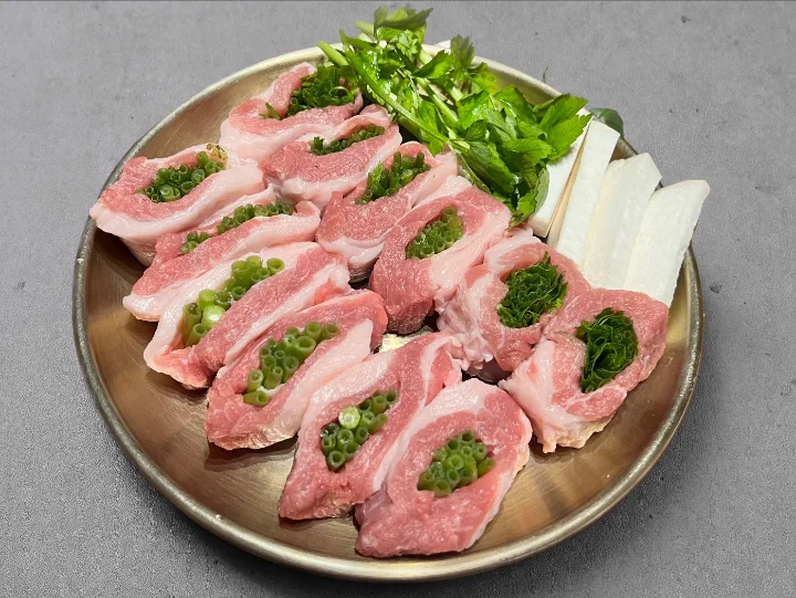 特ミナリガブリ