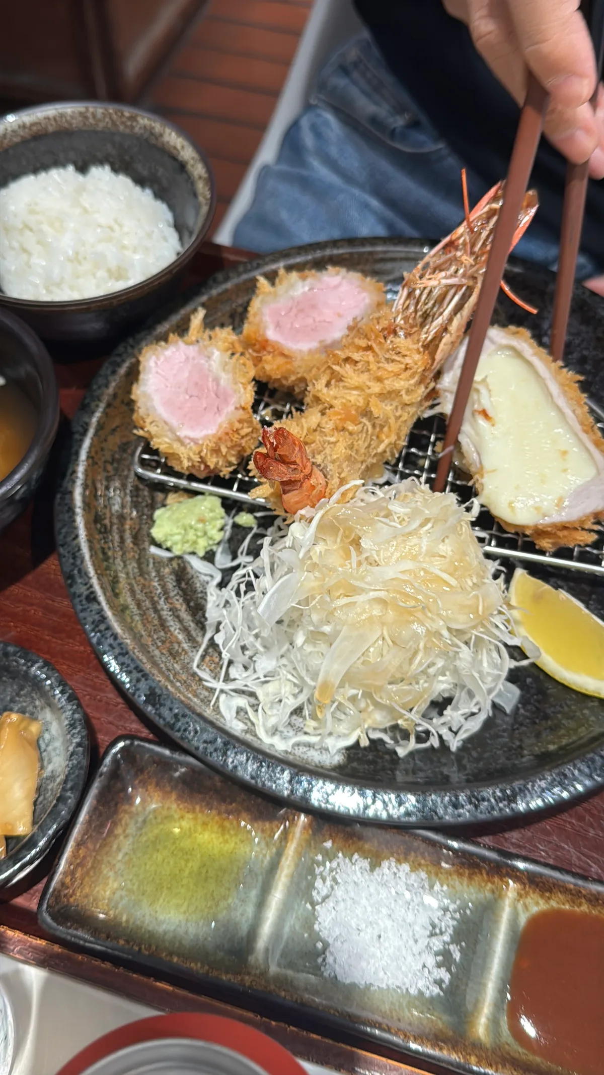 とんしま — カツと海老フライの盛り合わせ
