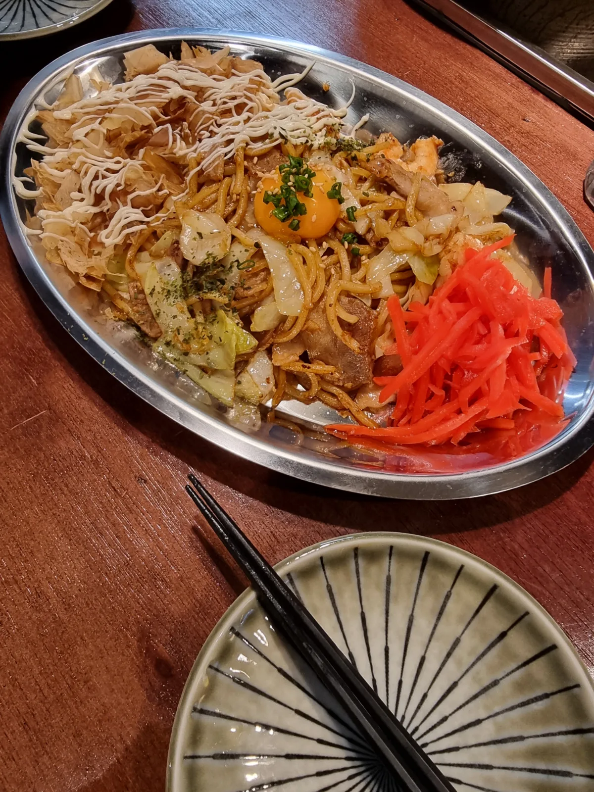卵黄と紅しょうがの焼きそば