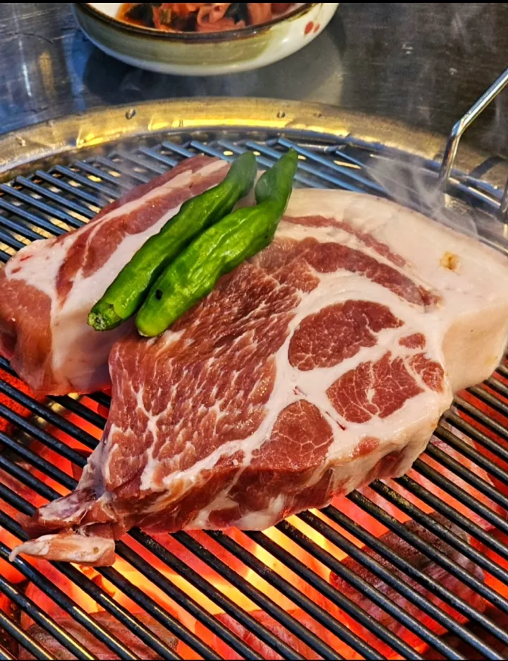 熟成黒豚クンゴギ（厚切り焼肉・600g）