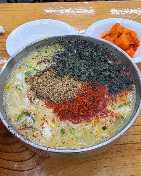ベテランカルグクス