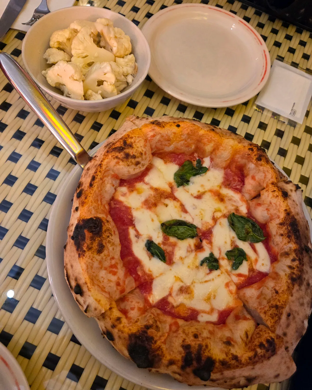 VITELLO SOTTI — マルゲリータとカリフラワーのピクルス