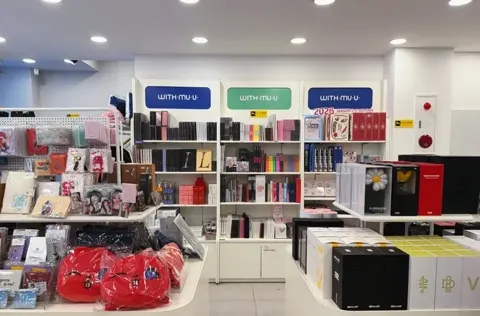 WITHMUU 明洞店
