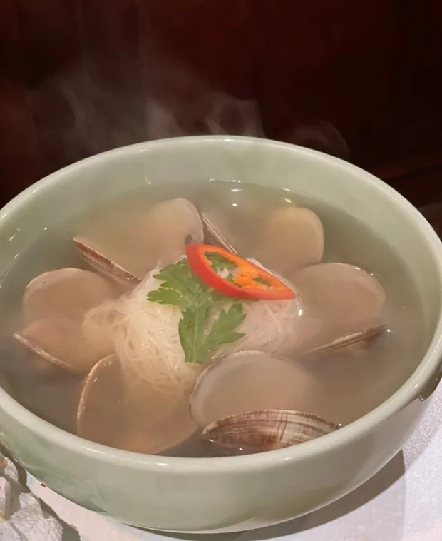 ハマグリのククス