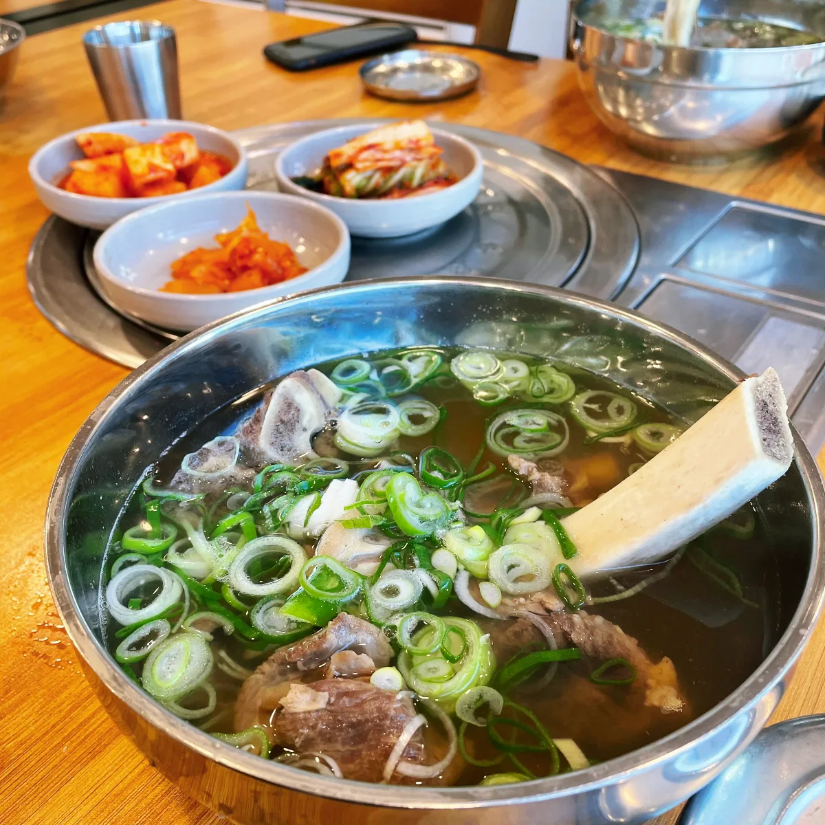ヨンポカルビ — 骨付き肉とねぎのカルビタン